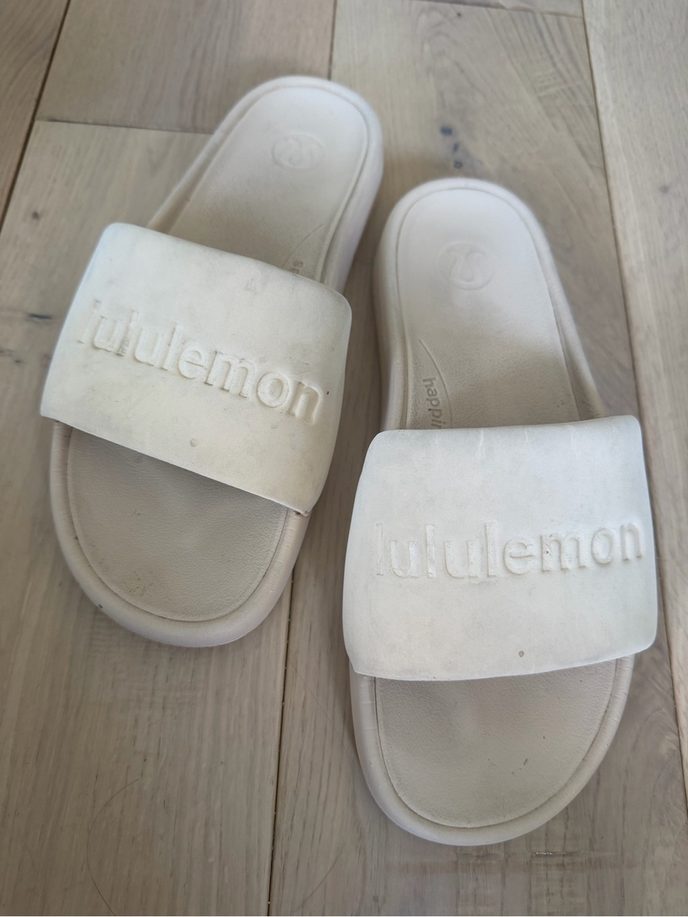 Lululemon Womens Restfeel Slide *Graphic - Picture 9 of 10